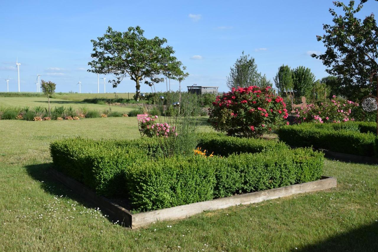 L'Escale Aux Framboises Rouy-le-Petit Exterior foto